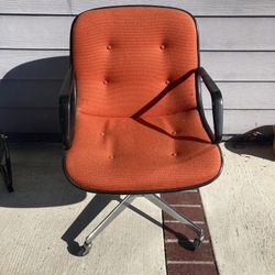 Mid-Century Mcm Chair