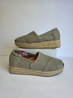 Bobs Skechers Jinx Women's Slip Ons 6.5M Taupe Canvas Espadrille 34101