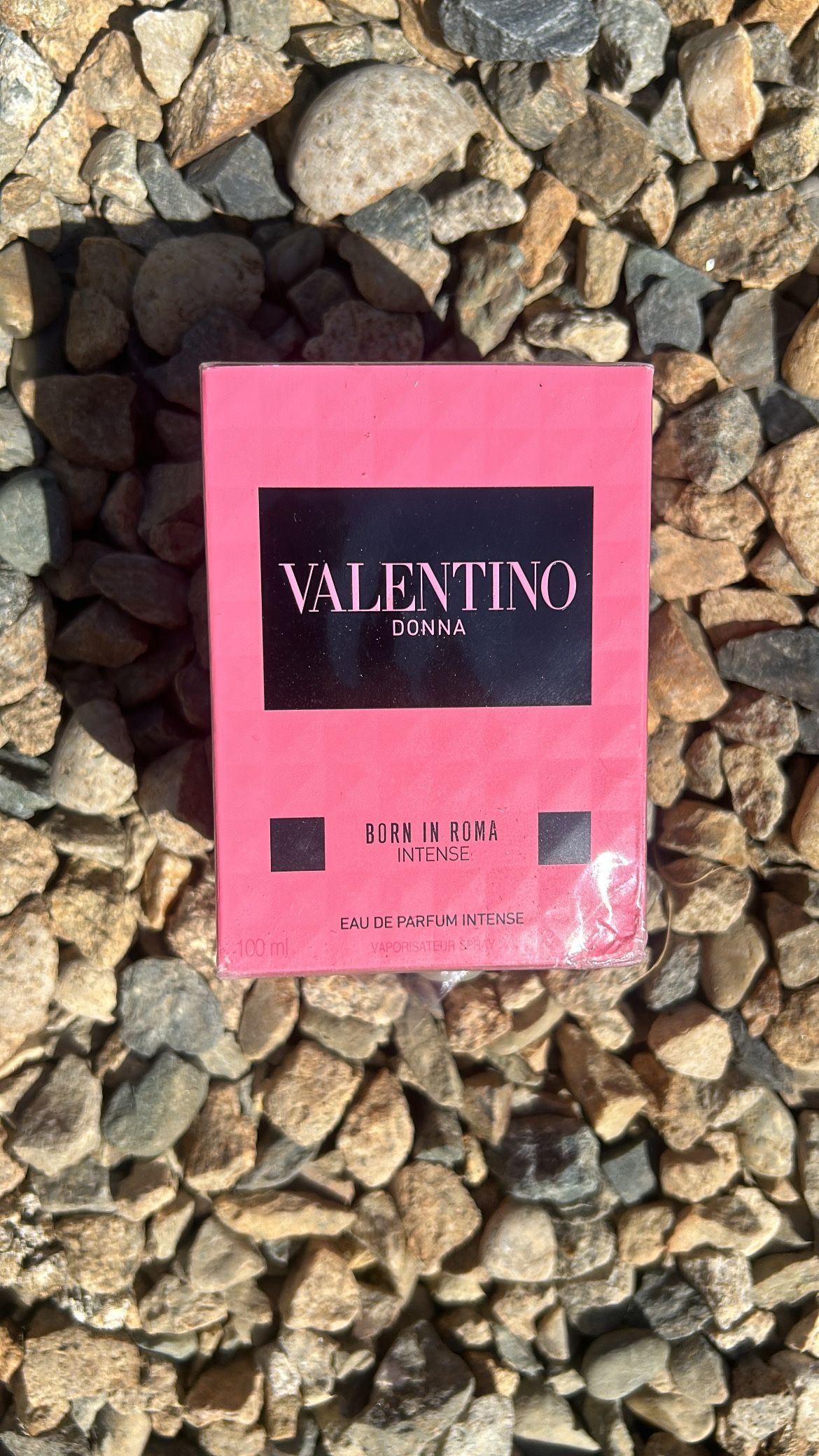 Valentino Donna Born in Roma Intense - 3.4oz/100ml