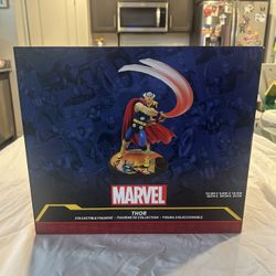 Disney Marvel Avenger Thor Figurine Statue In Box Untouched 