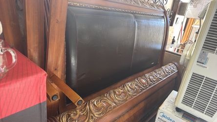 Eldorado queen bed