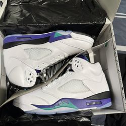 Jordan Retro “ Grape 5s”
