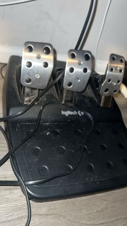 Logitech G920 Racing Wheel Set - Includes Pedals & Shifter (Xbox/PC)