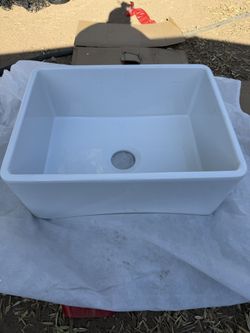 Glacier Bay 24 Inch Apron-Front Kitchen Sink Single Bowl