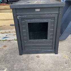 Cat Litter Box
