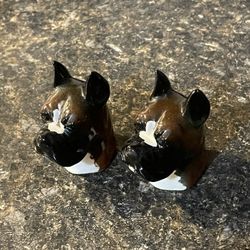 Adorable Salt And Pepper Shakers