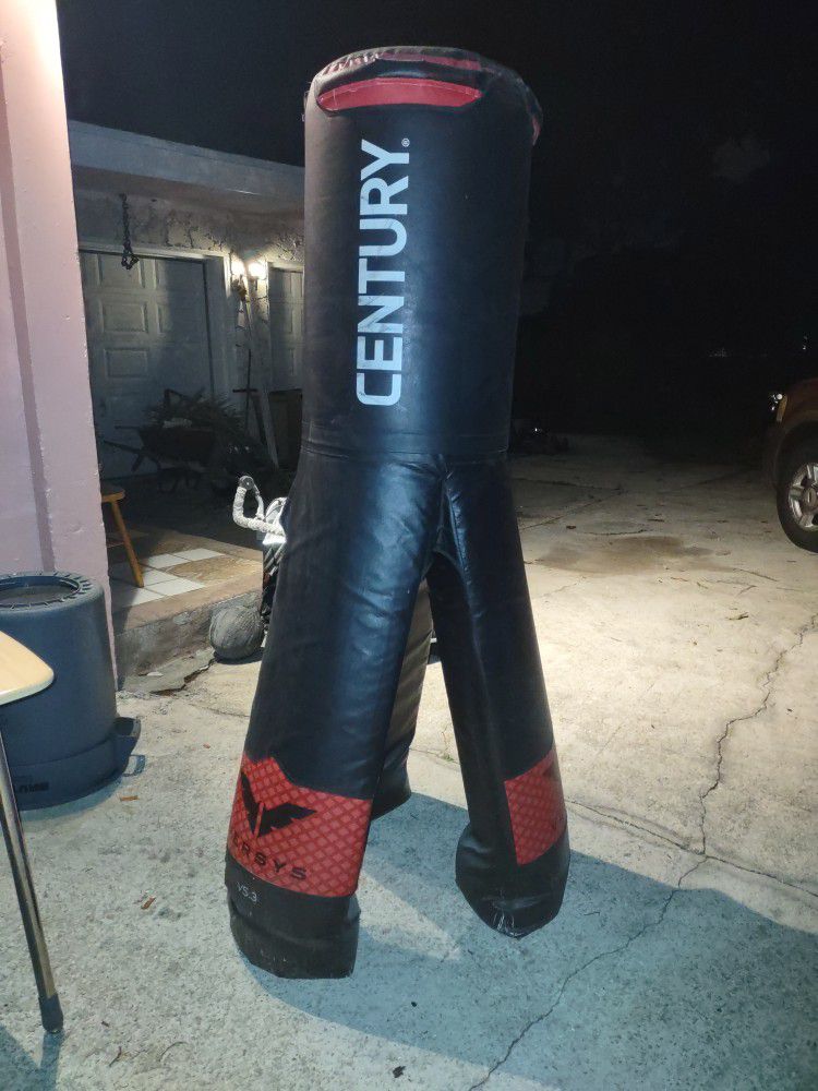 Versys Century Karate Punching / kicking Bag