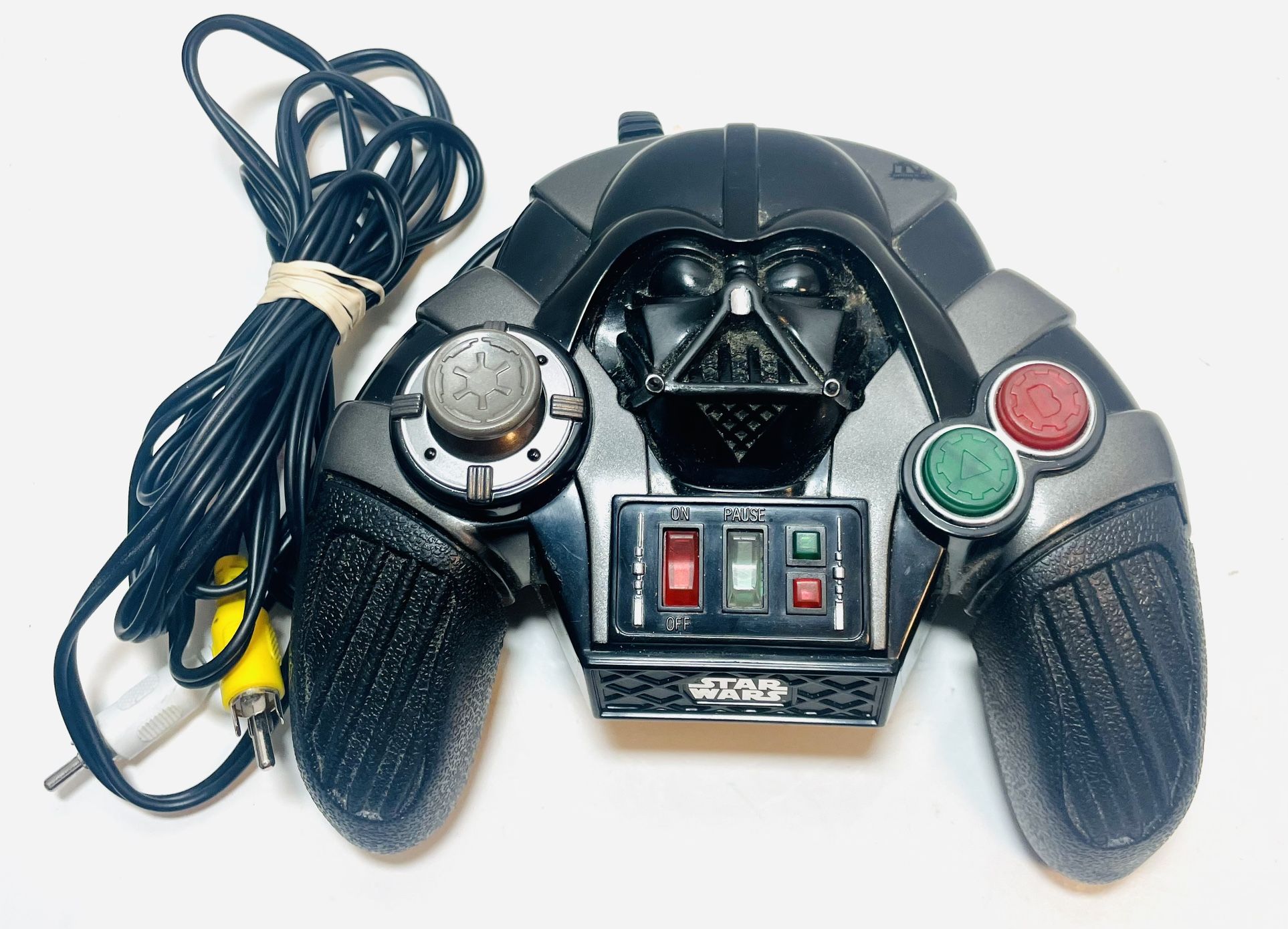 2005 Jakks TV Games Star Wars Darth Vader Revenge of The Sith TV Plug N Play