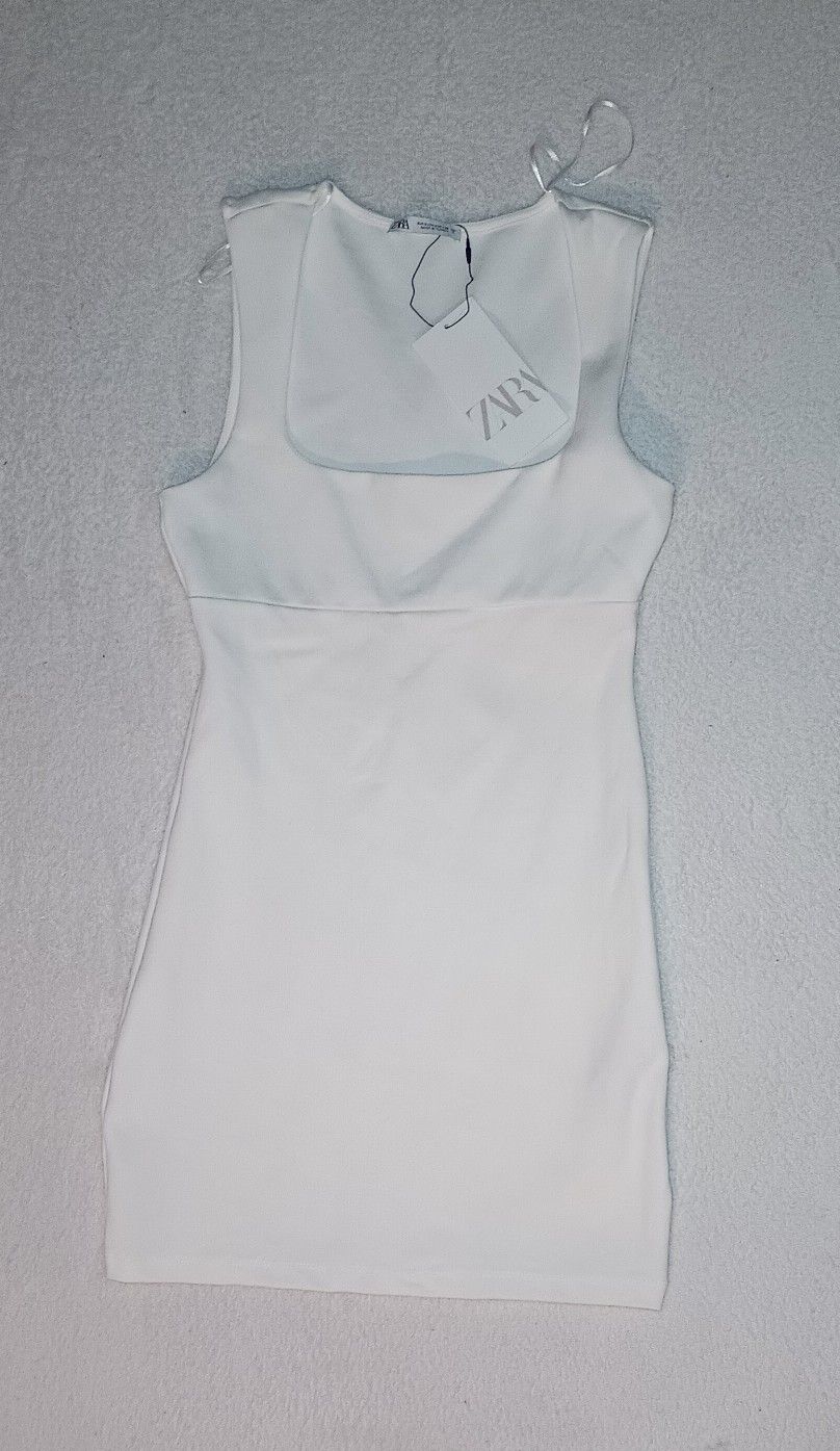 Zara New All White Woman's Dress 