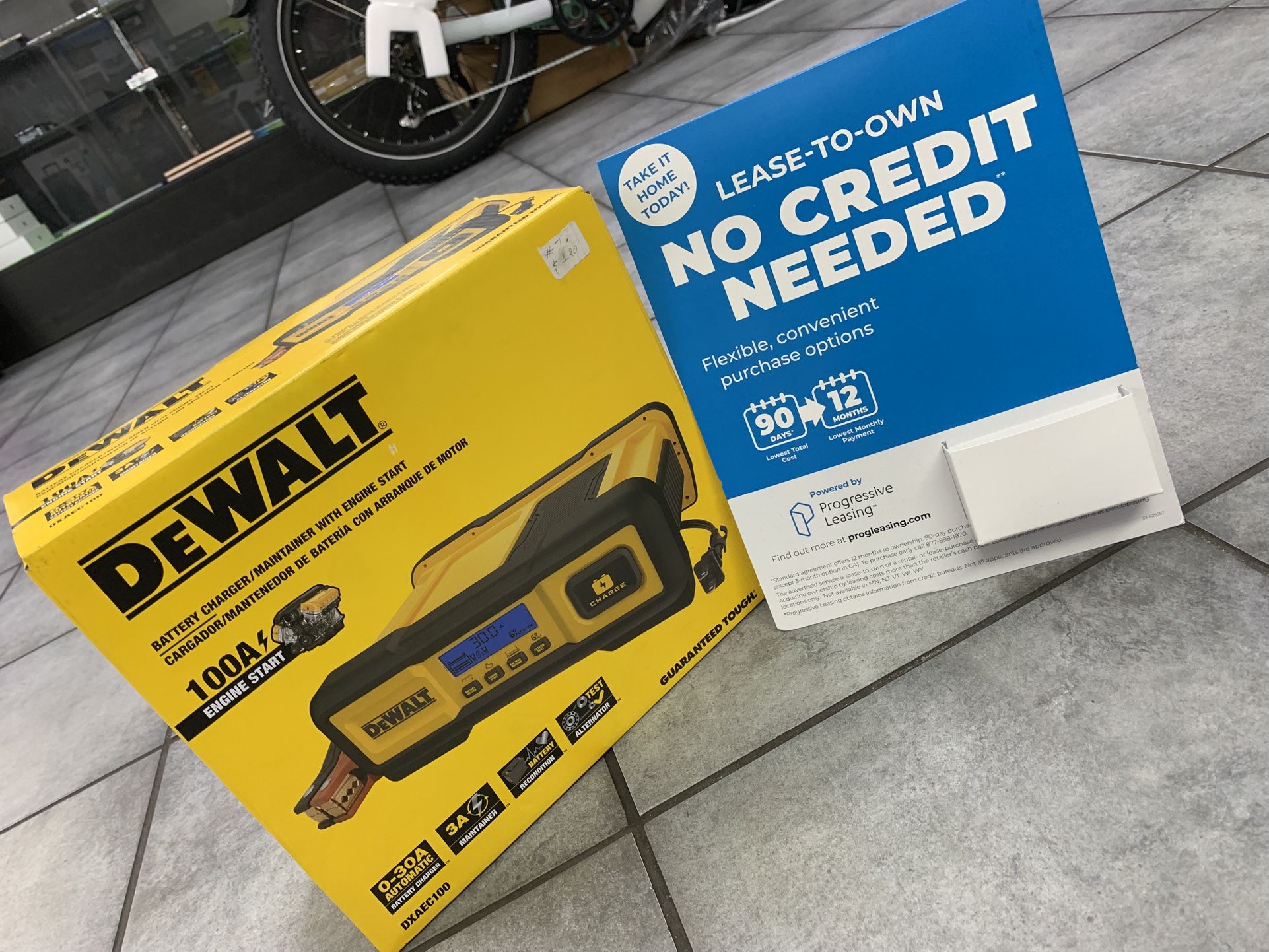 Dewalt Battery Charger/maintainer With Engine Start