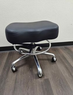 56% OFF NEW Heavy Duty Rolling Stool w/ Foot Ring – $70