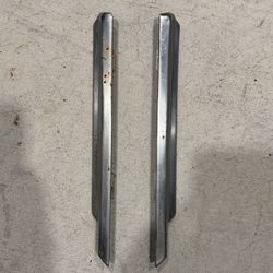 1968 Chevrolet Impala door vent window edge trim moldings