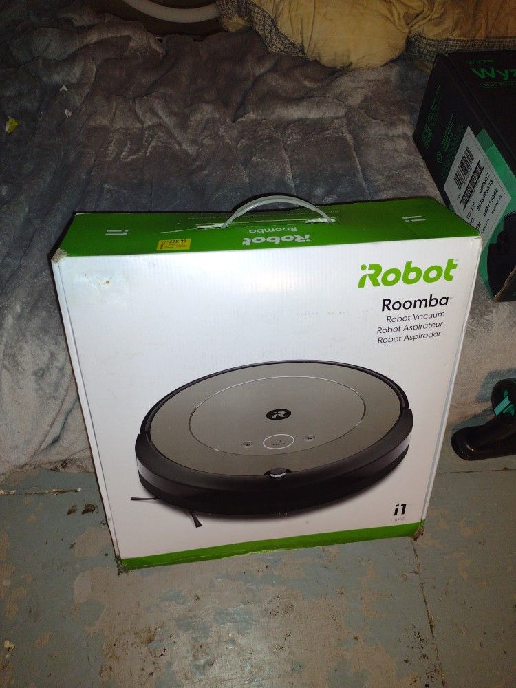 iRobot Roomba i1 Vacuum Cleaner 