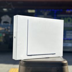 MacBook Air 15 Inch M2 Chip 