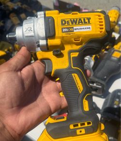 DEWALT 20V MAX Lithium-Ion Cordless 1/2 in. Impact Wrench (Tool Only