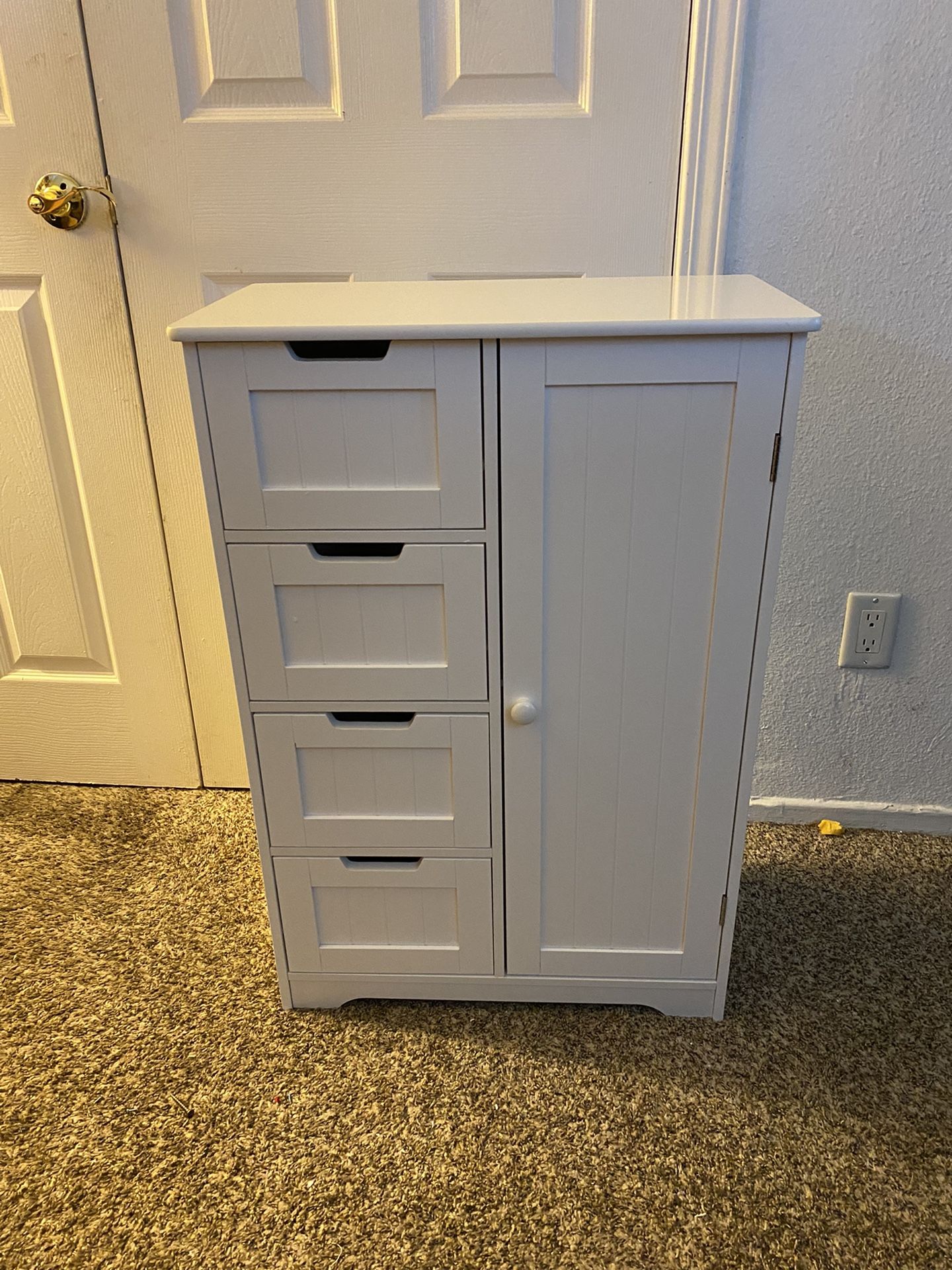 White Cabinet