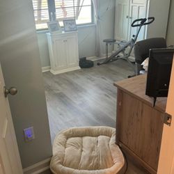 Vinyl , Laminate , Wood, Tile Planks And More