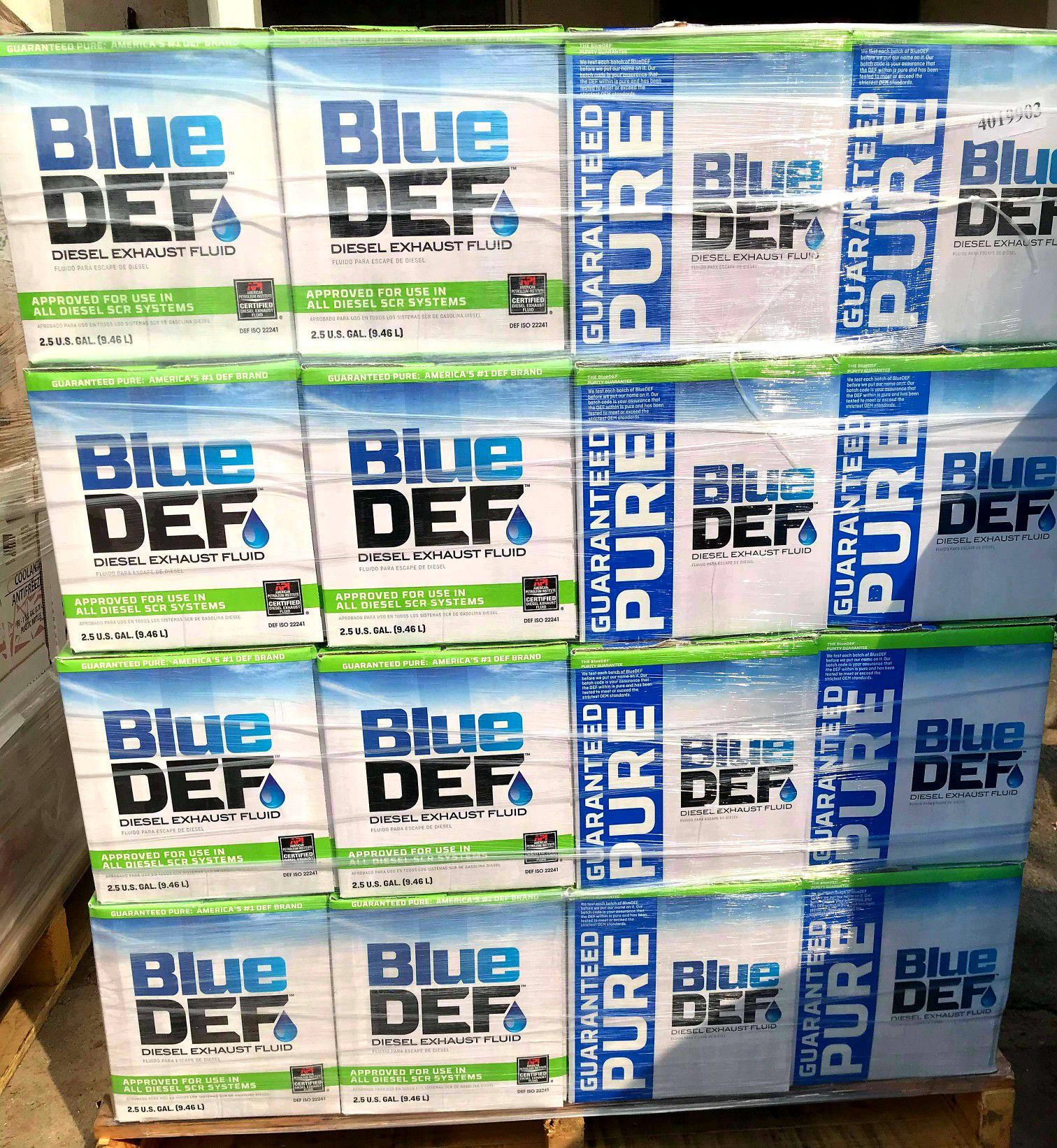 Blue DEF 2.5 galones