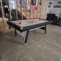 Air Hockey Table