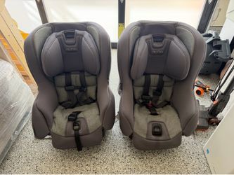Nuna Rava car seat