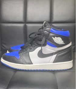 Air Jordan 1 Retro High Royal Blue size 8.5
