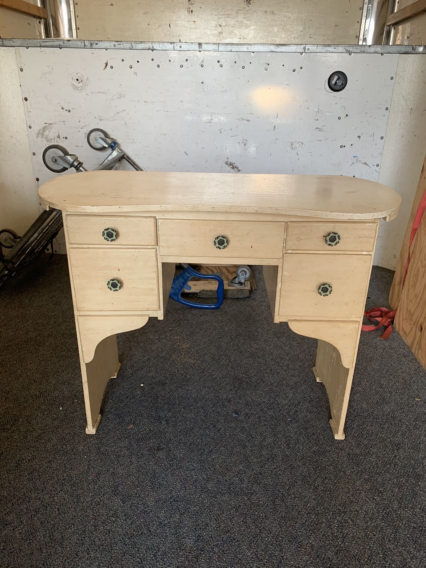 Vintage vanity/desk