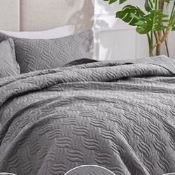 Love cabin Twin Quilt