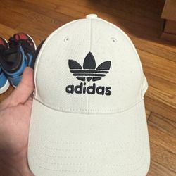 Adidas White Hat 
