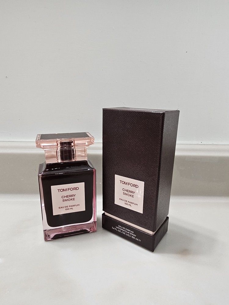 Tom Ford Cherry Smoke