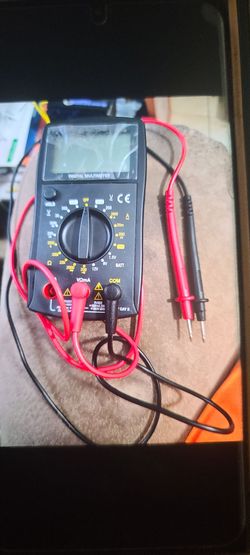DIGITAL MULTIMETER. (NEW)