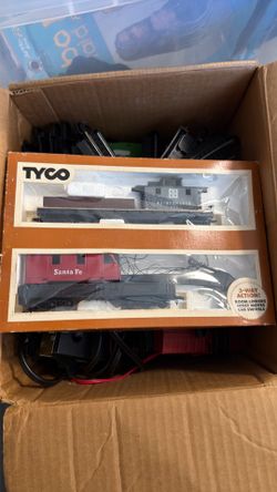 Vintage Tyco HO Scale Santa Fe Crane & Maintenance Set