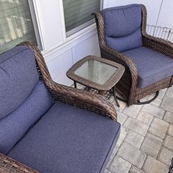 Outdoor Swivel Rocker Chairs And Table new 