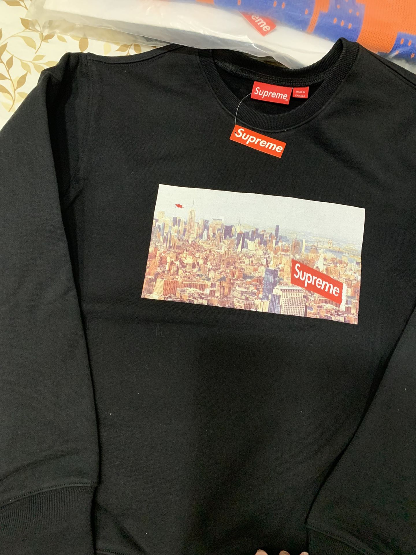 SUPREME NYC NEW YORK AERIAL CREWNECK SIZE M 