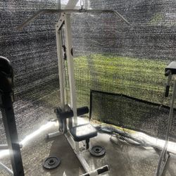 Lat Pulldown Machine / Rows