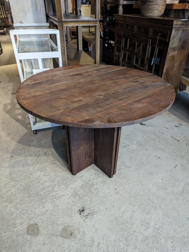 43 Inch Handcrafted Round Dining Table