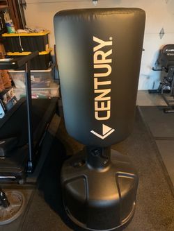 Century Wavemaster Powerline Extra Large, Freestanding Boxing Bag,
