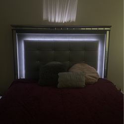 LED PANEL BEDROOM SET WITH DRESSER