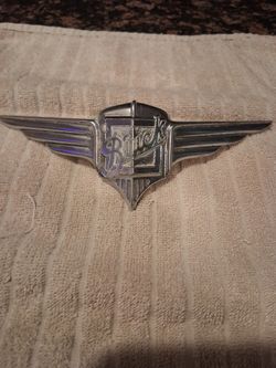 1935-35 buick  Grill Badge