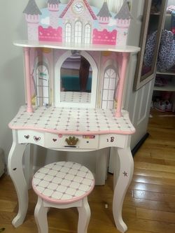 Kids vanity set