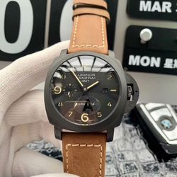 Fine Fashion Men's Mechanical Movement Watch with Box
