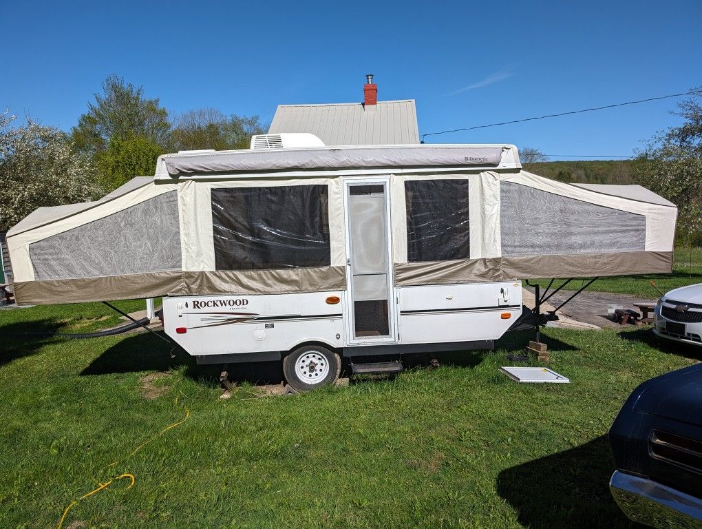 2011 Rockwood Freedom Pop-up Camper