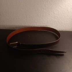 GORGEOUS Trafalgar 38" Genuine Tan Leather Men Belt in Excellent Condition. 

