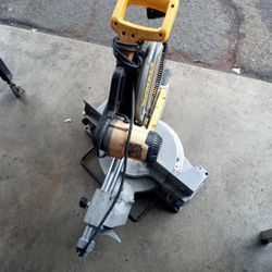 DeWalt Miter Saw 