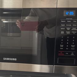 Stainless Steel Samsung Countertop Microwave 