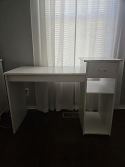 Mini computer Desk