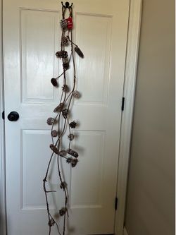 Pinecone garland