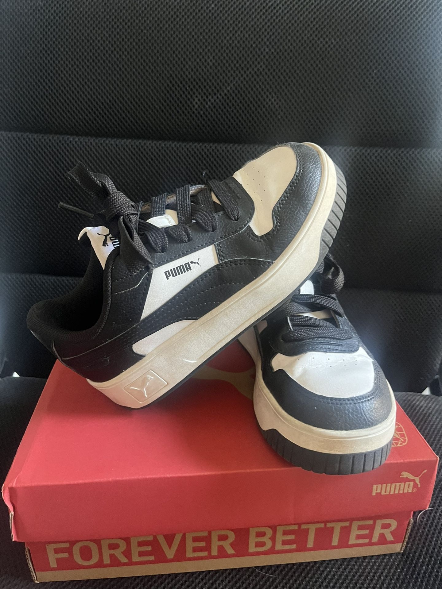 Kids Puma sneakers 