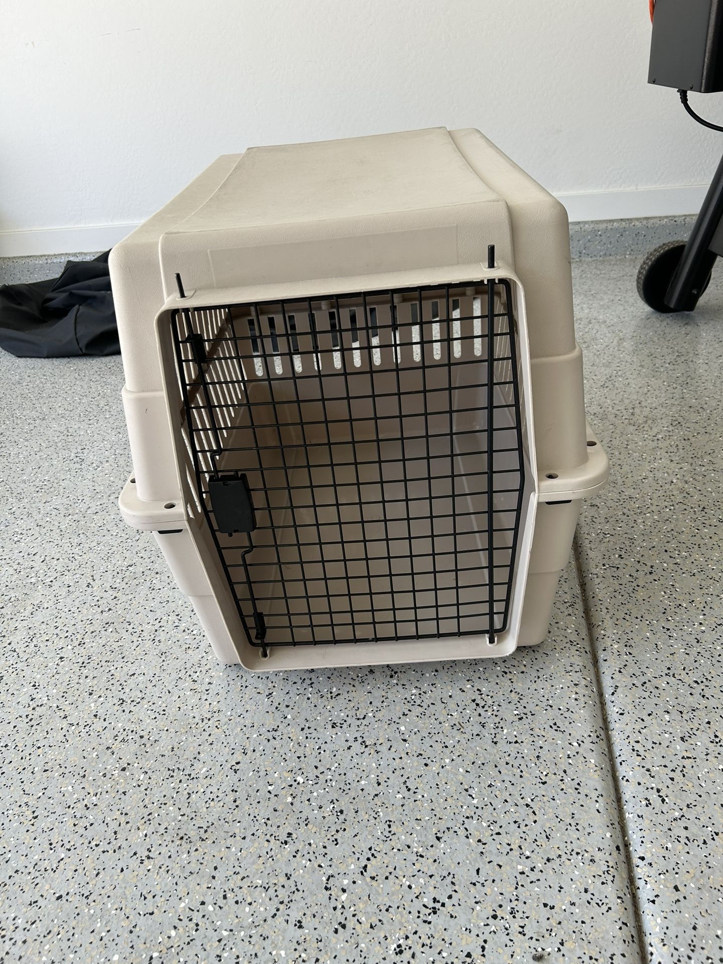 Crate For Dogs Medium