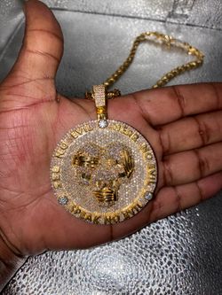 Iced Out 925s See NO EVIL Pendant Moissanite