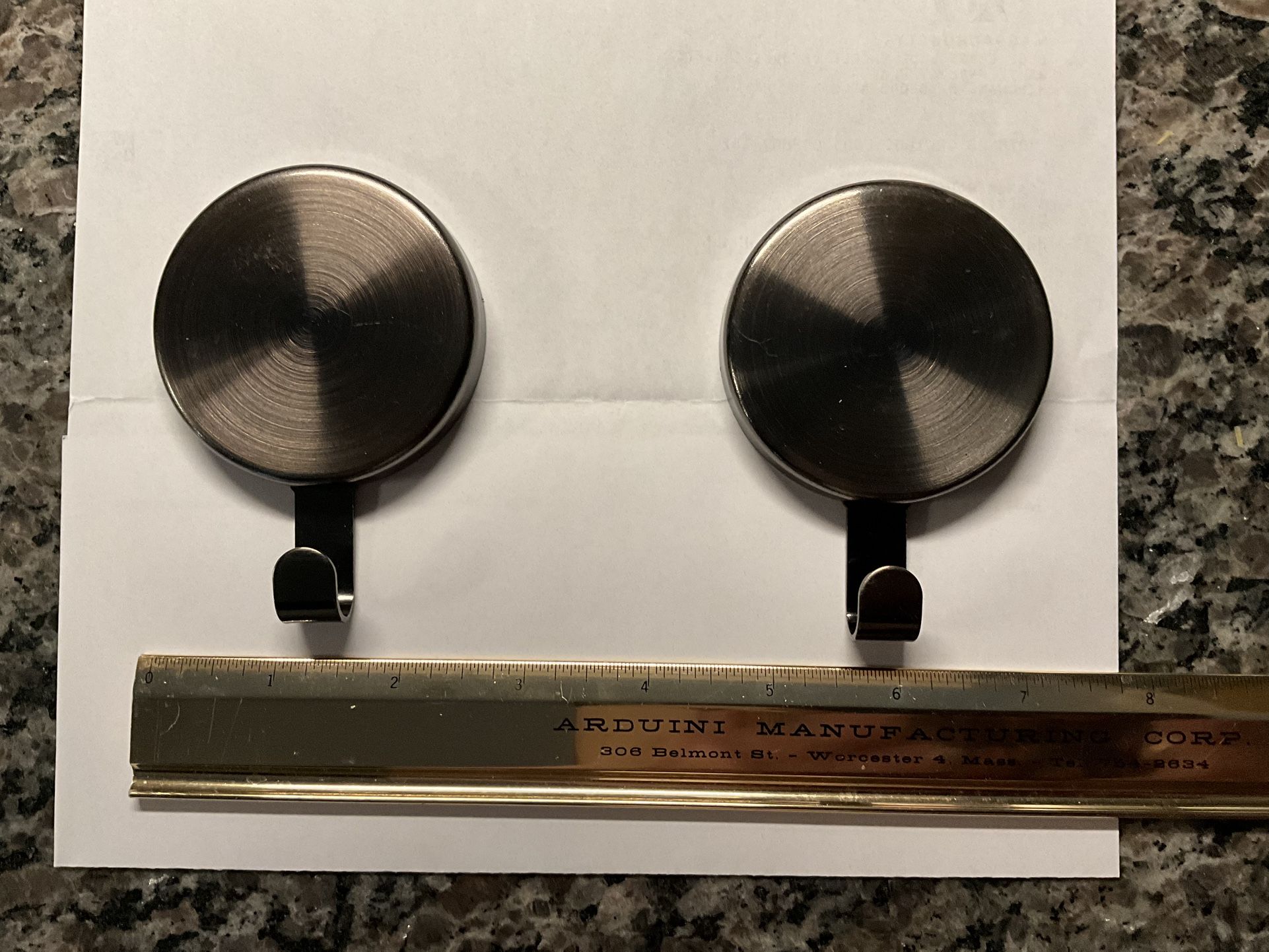 Magnetic Wreath Hooks (2)